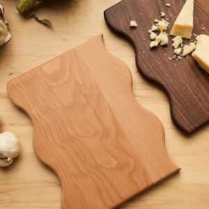 Avocado Zero Waste Mini Scallop Edge Cutting Board in Beechwood